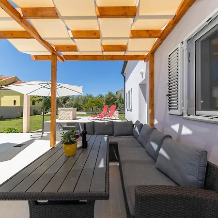 House Beram Holiday home *